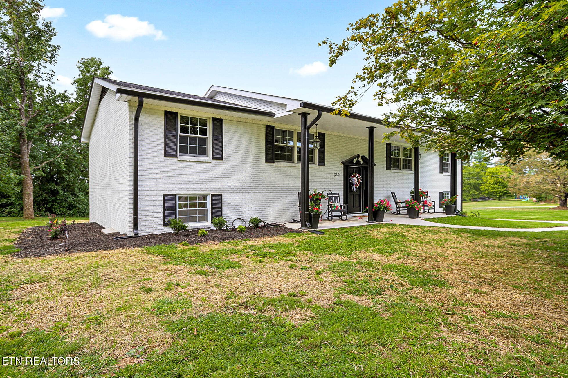 9422 Johnson Road Strawberry Plains, TN 37871 - Photo 2 of 45 Gallery Image 2