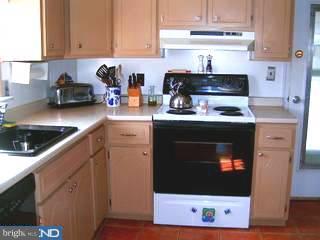 32 Providence Road Morton, PA 19070 - Photo 5 of 6