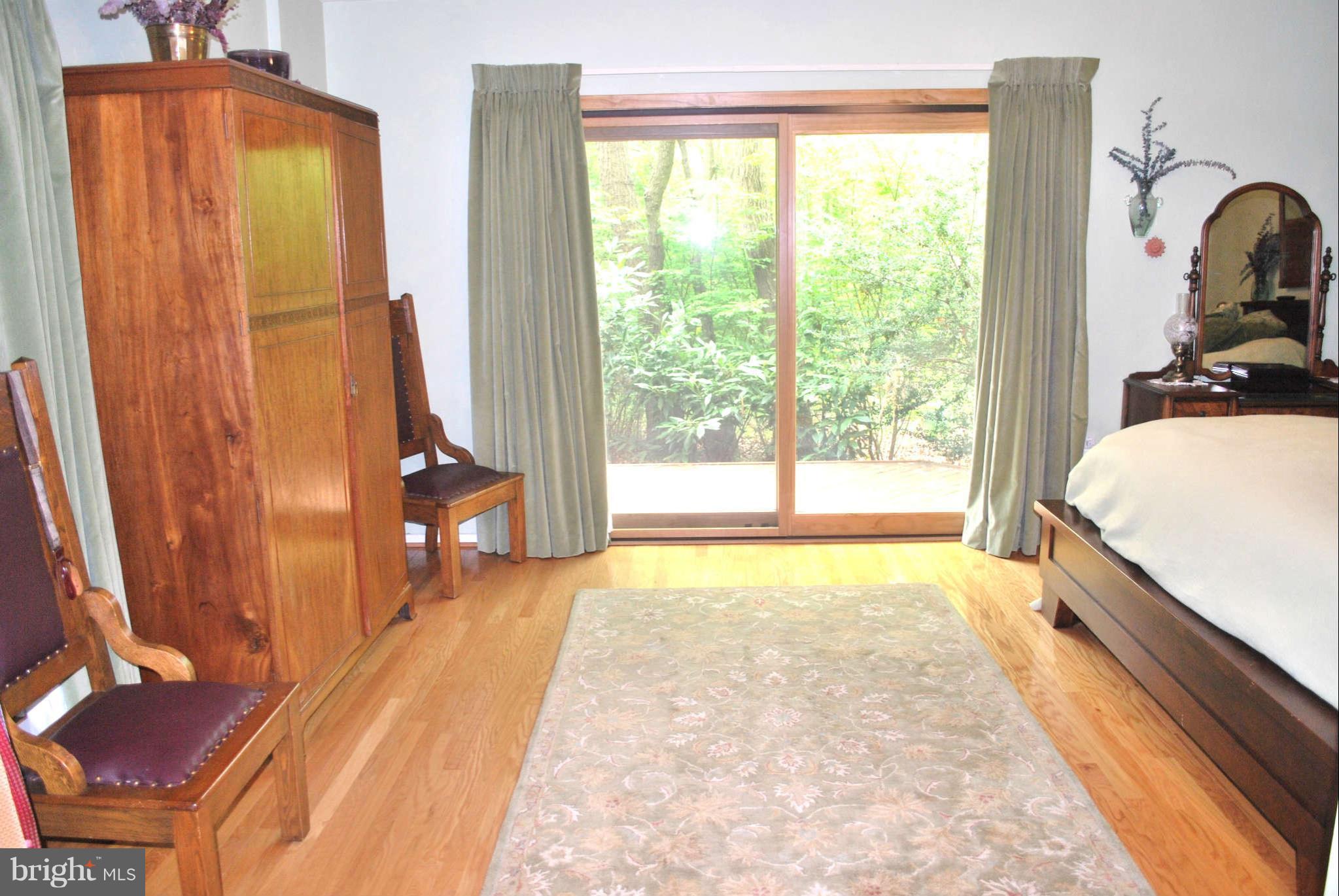 11016 Solaridge Drive Reston, VA 20191 - Photo 14 of 27 Bedroom (Master)