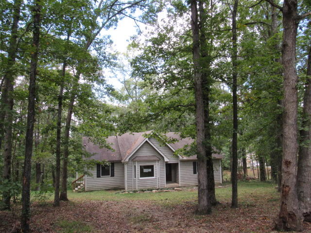 138 Lookout Drive Rising Fawn, GA 30738 - Photo 2 of 13 IMG_1386