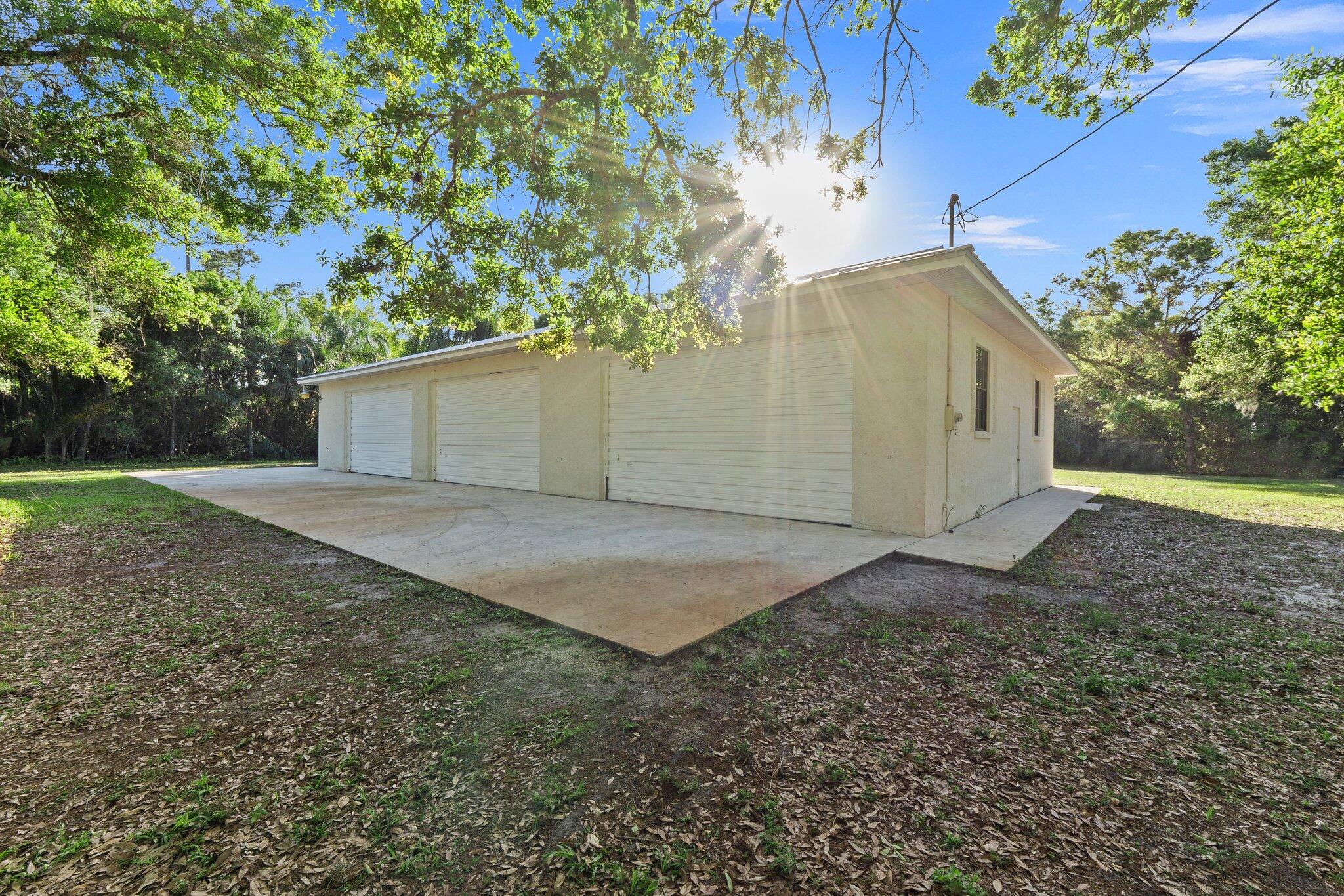 11541 Okeechobee Road Fort Pierce, FL 34945 - Photo 34 of 46 38-web-or-mls-DSC03709