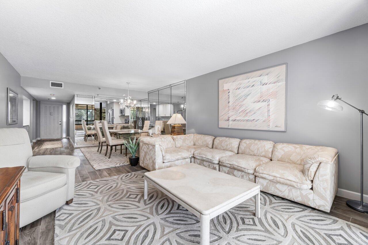 6620 Boca Del Mar Drive, Unit 204 Boca Raton, FL 33433 - Photo 16 of 51 Living area