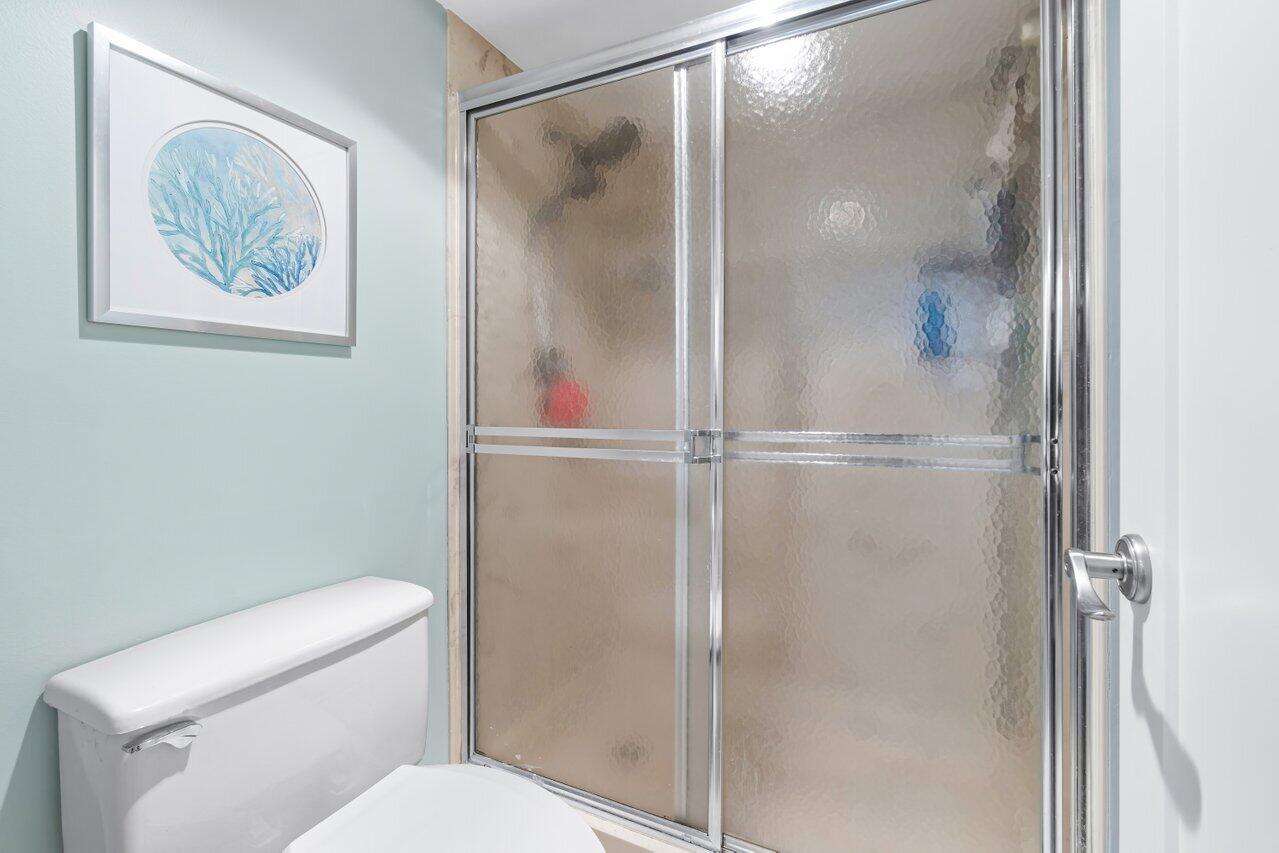 6620 Boca Del Mar Drive, Unit 204 Boca Raton, FL 33433 - Photo 30 of 51 Separate Shower
