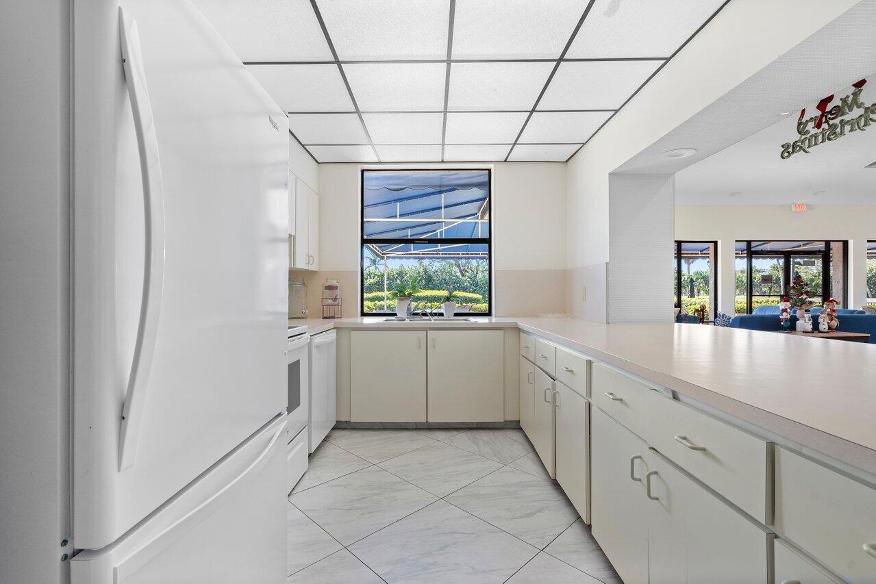 6620 Boca Del Mar Drive, Unit 204 Boca Raton, FL 33433 - Photo 43 of 51 Kitchen