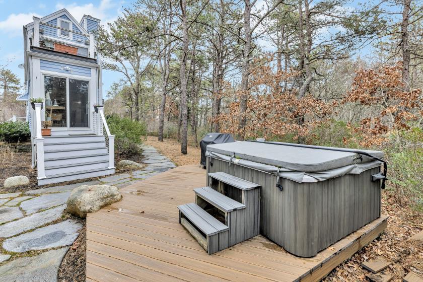 304 Red Brook Road Mashpee, MA 02649 - Photo 11 of 59 IMG_1370