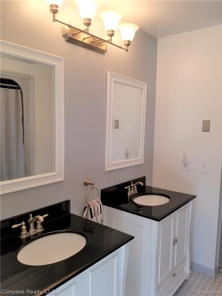 8356 West Frances Road Flushing, MI 48433 - Photo 50 of 78 20190327_151939.jpg