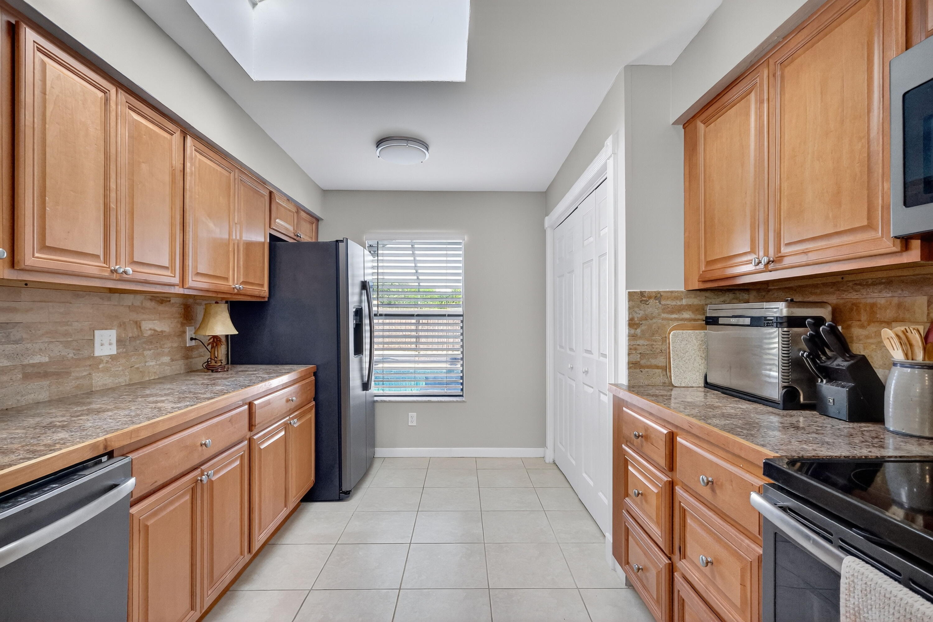 398 Southwest Covington Road Port St. Lucie, FL 34953 - Photo 14 of 34 14-print-7R7A5667