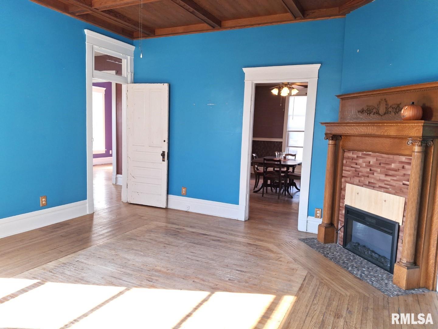 335 South 5th Avenue Canton, IL 61520 - Photo 12 of 86