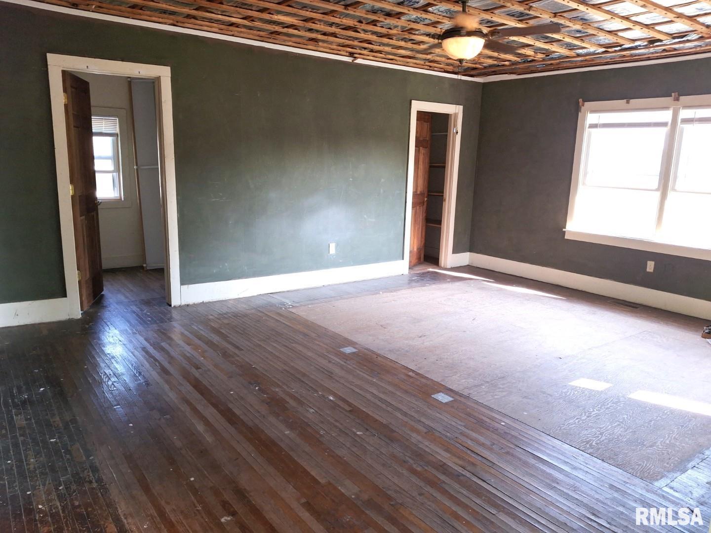 335 South 5th Avenue Canton, IL 61520 - Photo 22 of 86