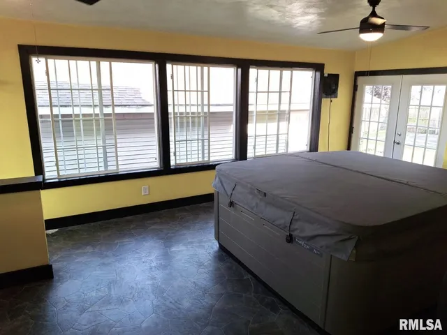 $125,000 | 335 South 5th Avenue, Canton, IL 61520