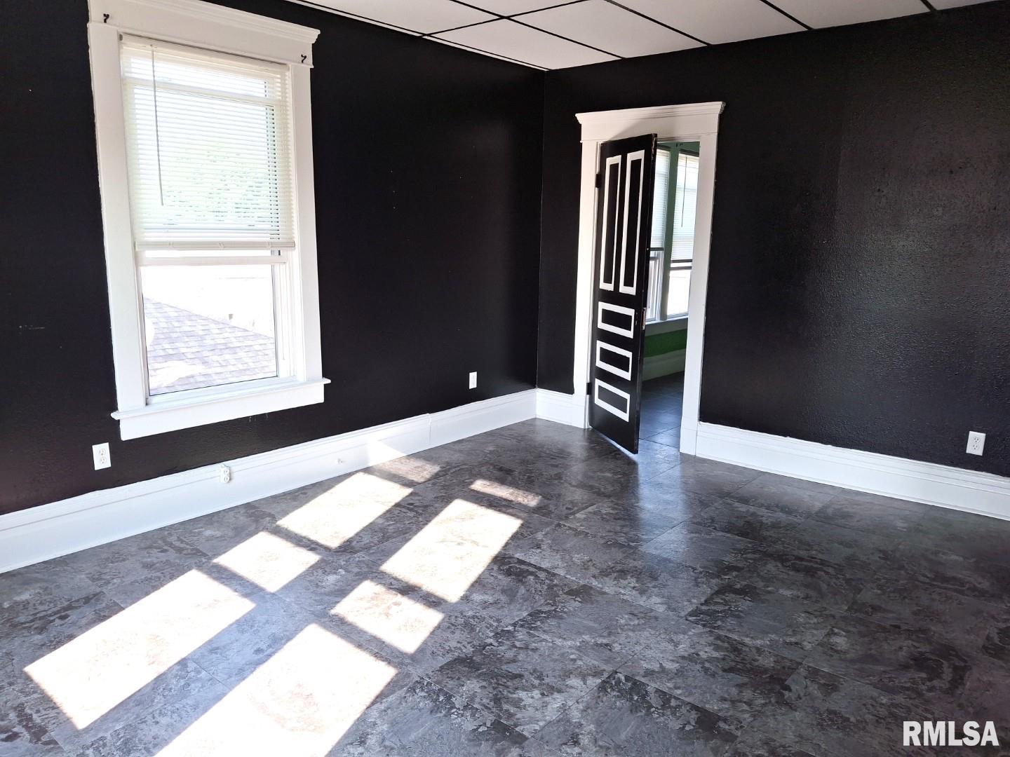 335 South 5th Avenue Canton, IL 61520 - Photo 47 of 86