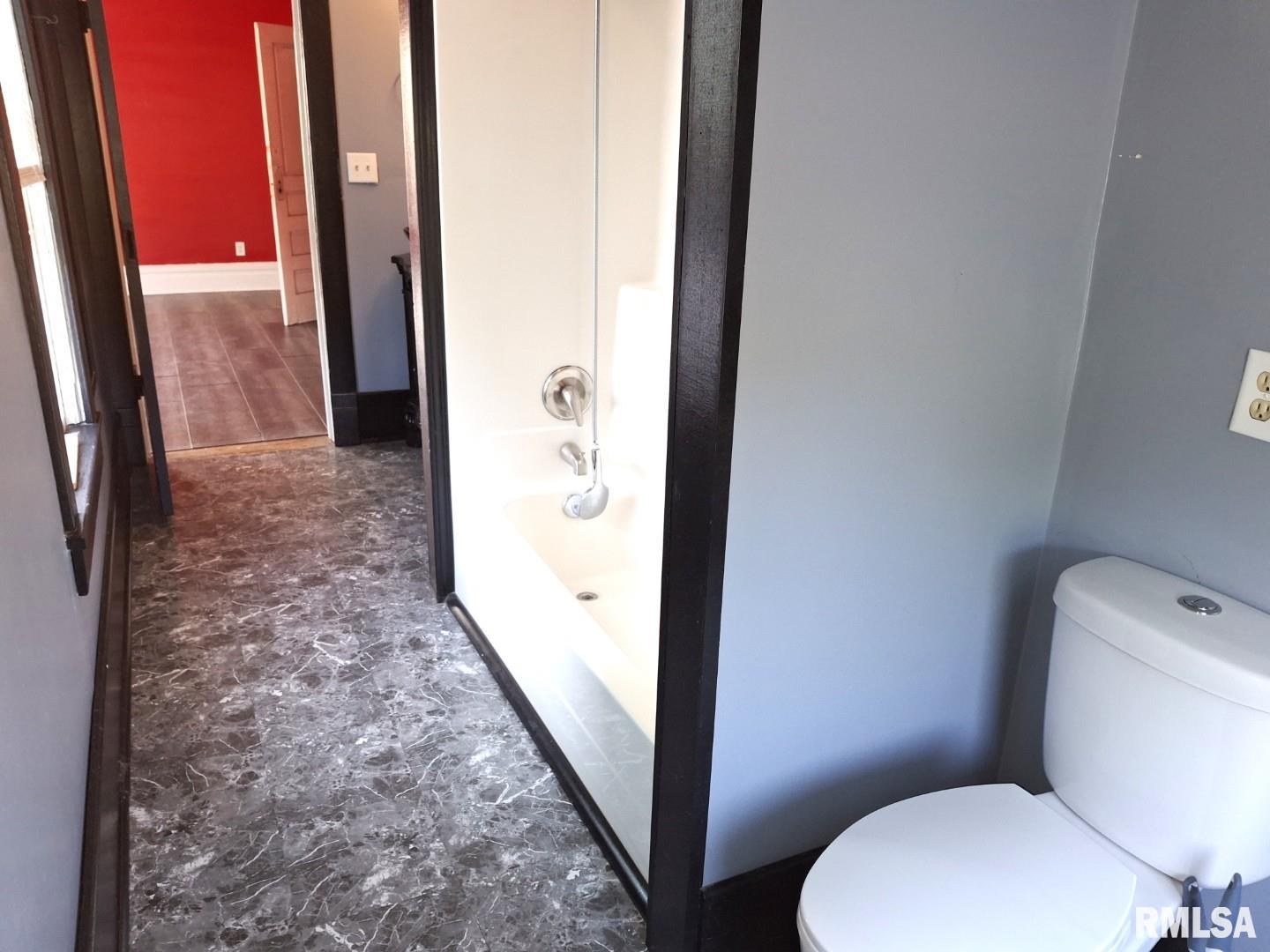 335 South 5th Avenue Canton, IL 61520 - Photo 65 of 86