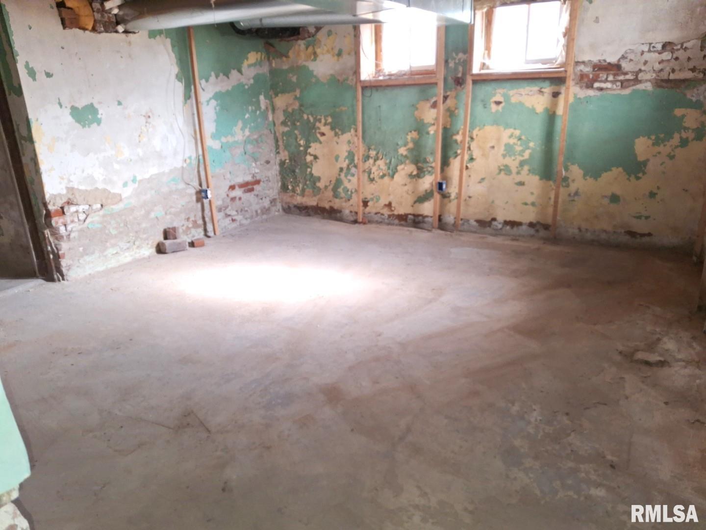 335 South 5th Avenue Canton, IL 61520 - Photo 71 of 86