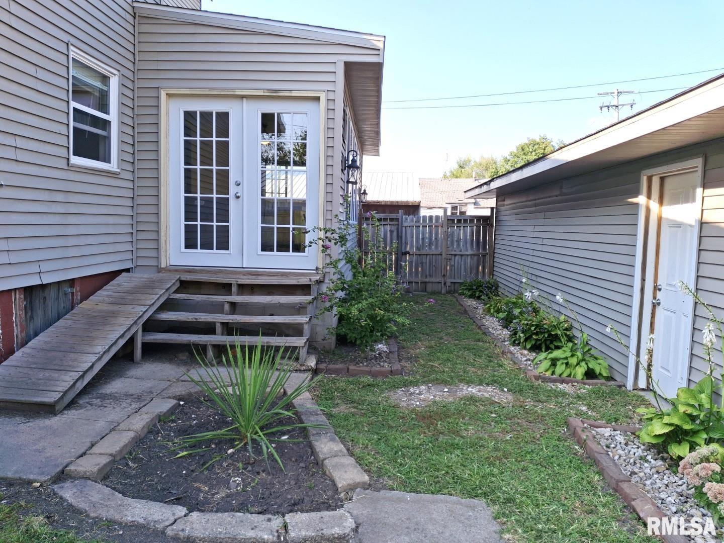 335 South 5th Avenue Canton, IL 61520 - Photo 74 of 86