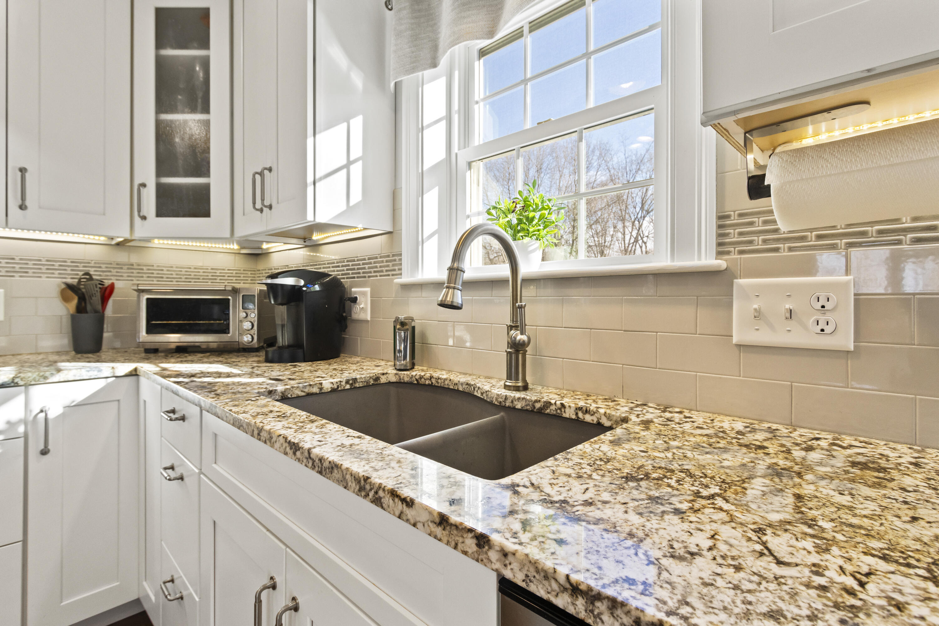 11 Old Orchard Road, Unit 101 & 102 Saco, ME 04072 - Photo 23 of 78 20241203SL2-71009