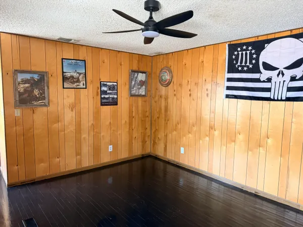 $155,000 | 2320 North 3rd Street, Tahoka, TX 79373