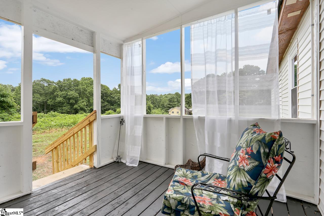 122 Hilly Hill Road Duncan, SC 29334 - Photo 6 of 31 Gallery Image 6