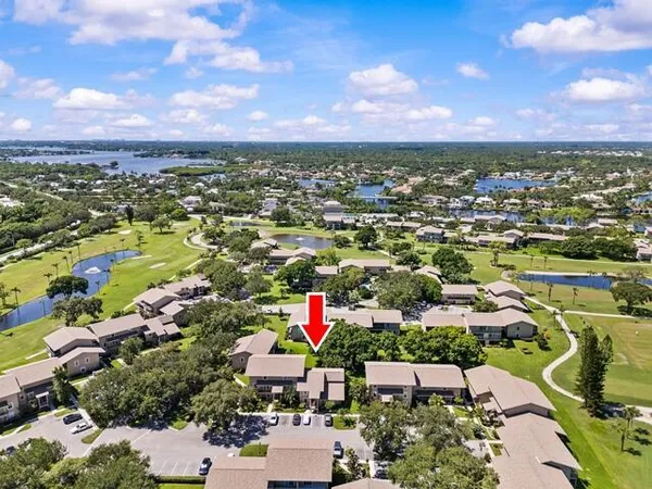 $270,000 | 18460 Southeast Wood Haven Lane, Unit H, Jupiter, FL 33469