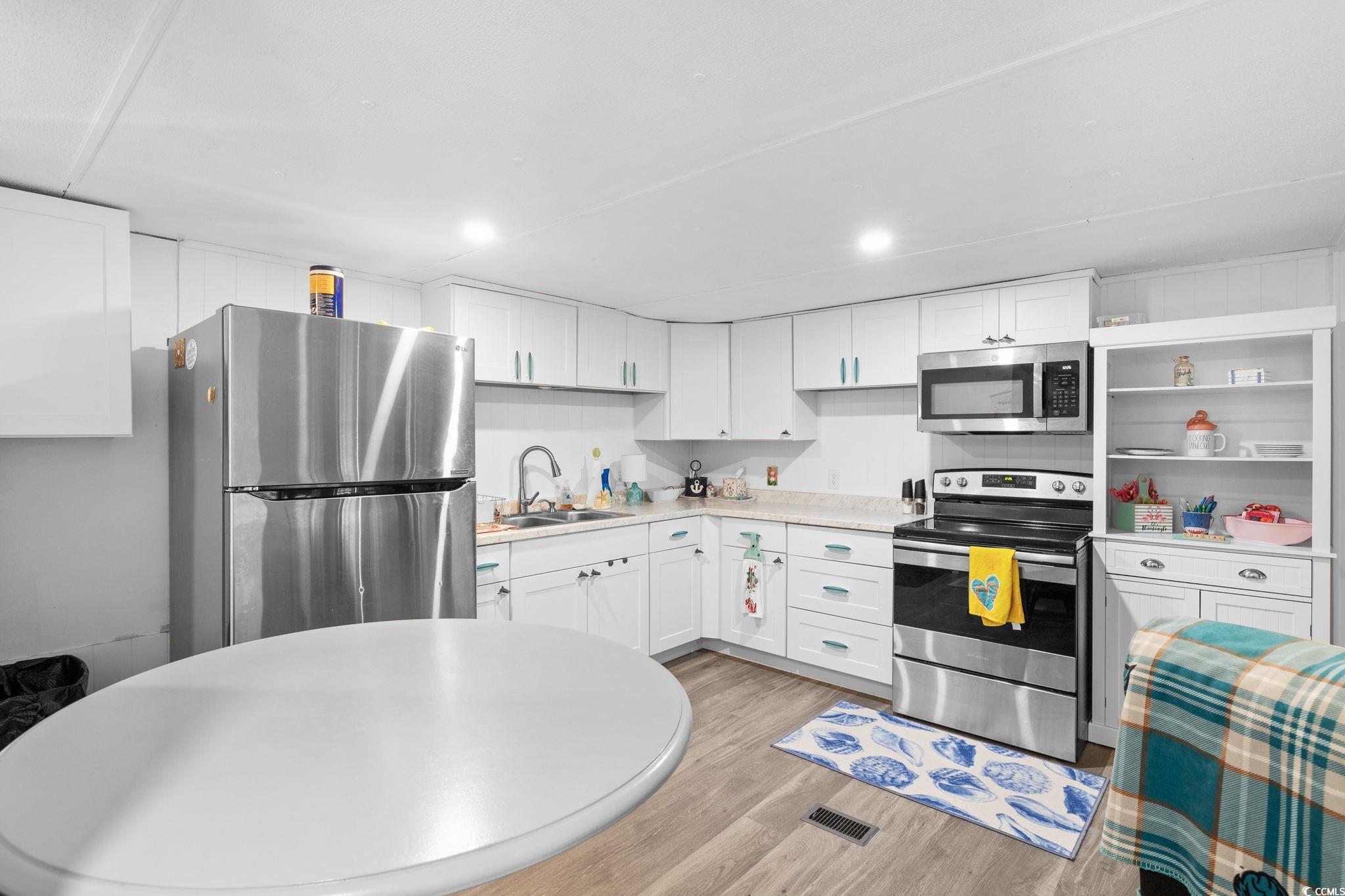 1502 Coral Reef Lane Murrells Inlet, SC 29576 - Photo 11 of 31 Gallery Image 11
