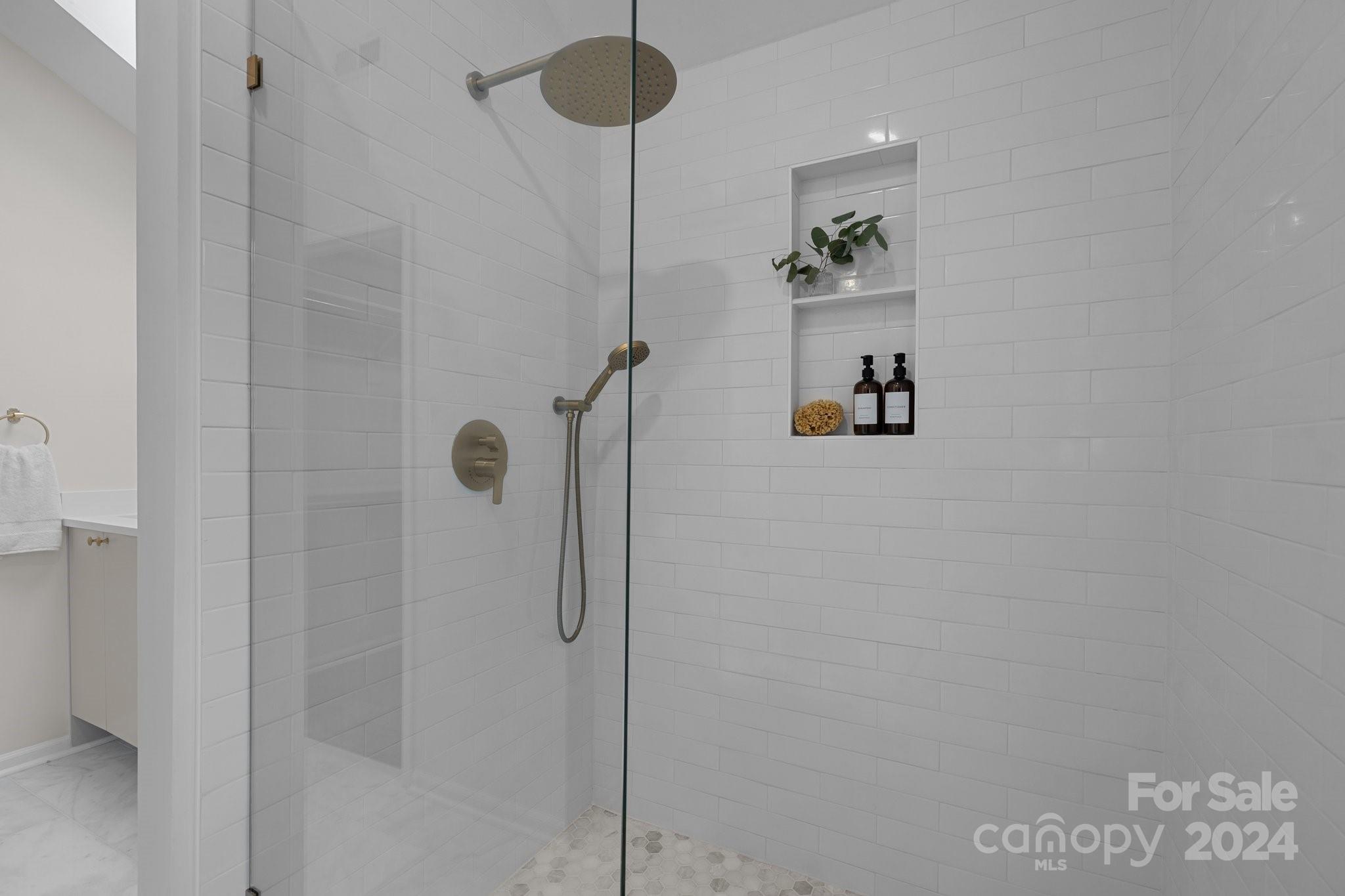 10527 Fairway Ridge Road Charlotte, NC 28277 - Photo 27 of 45 a bathroom with a shower