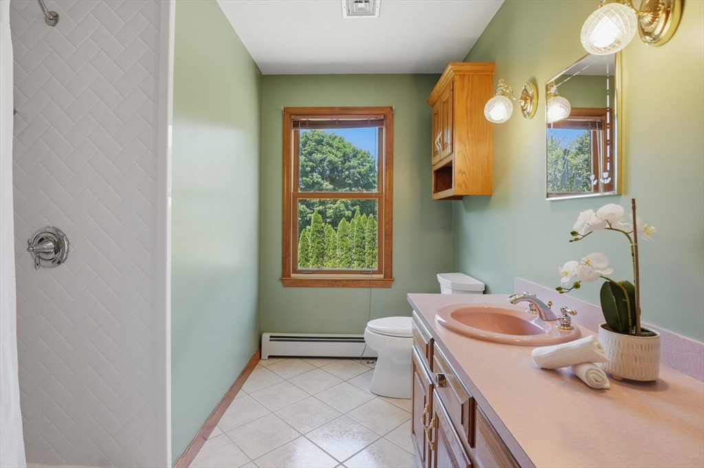 45 Mendon Street Upton, MA 01568 - Photo 25 of 37
