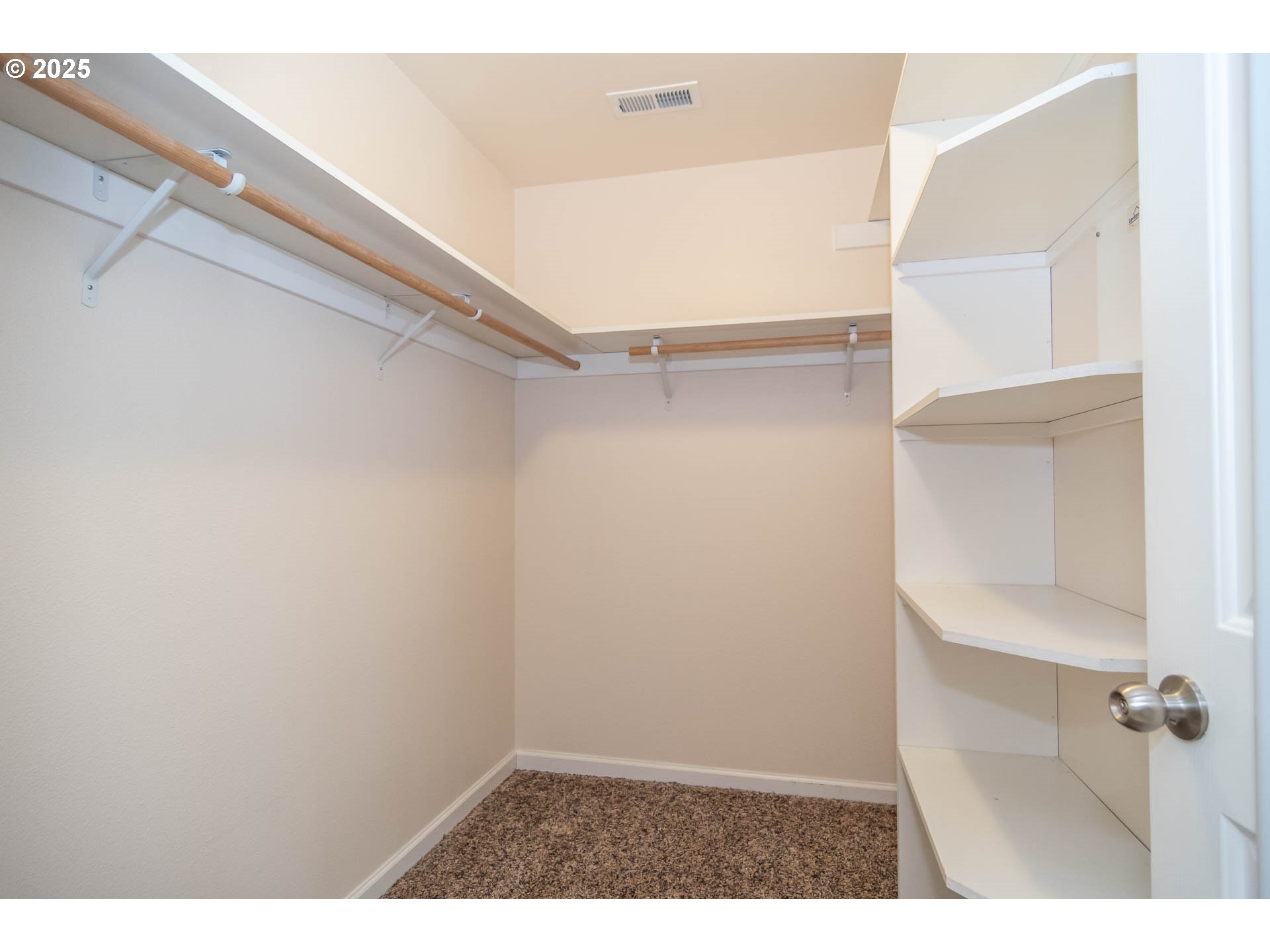 204 Rainbow Ridge Avenue Roseburg, OR 97471 - Photo 26 of 48