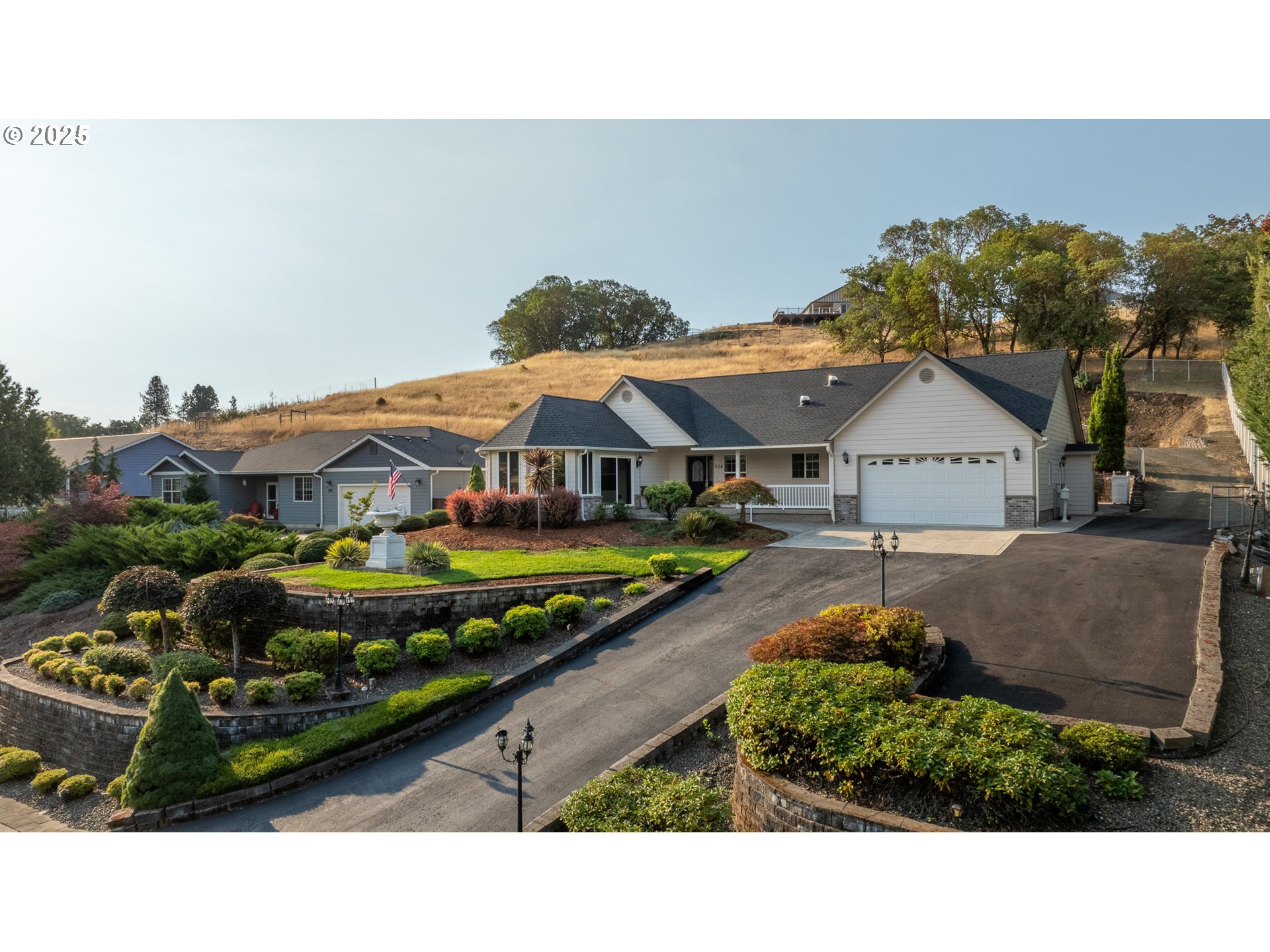 204 Rainbow Ridge Avenue Roseburg, OR 97471 - Photo 4 of 48