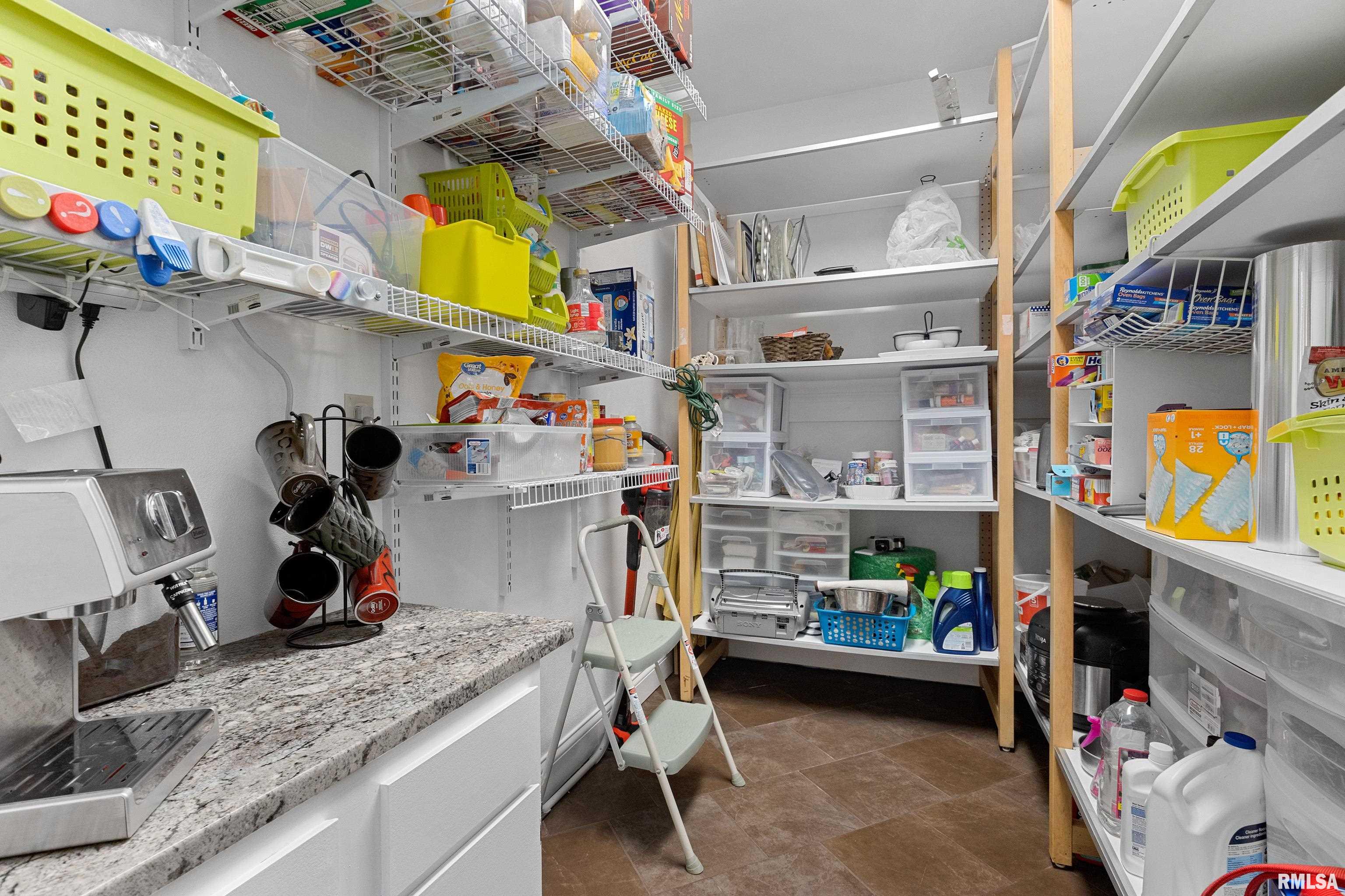 7412 West Pfeiffer Road Mapleton, IL 61547 - Photo 18 of 70