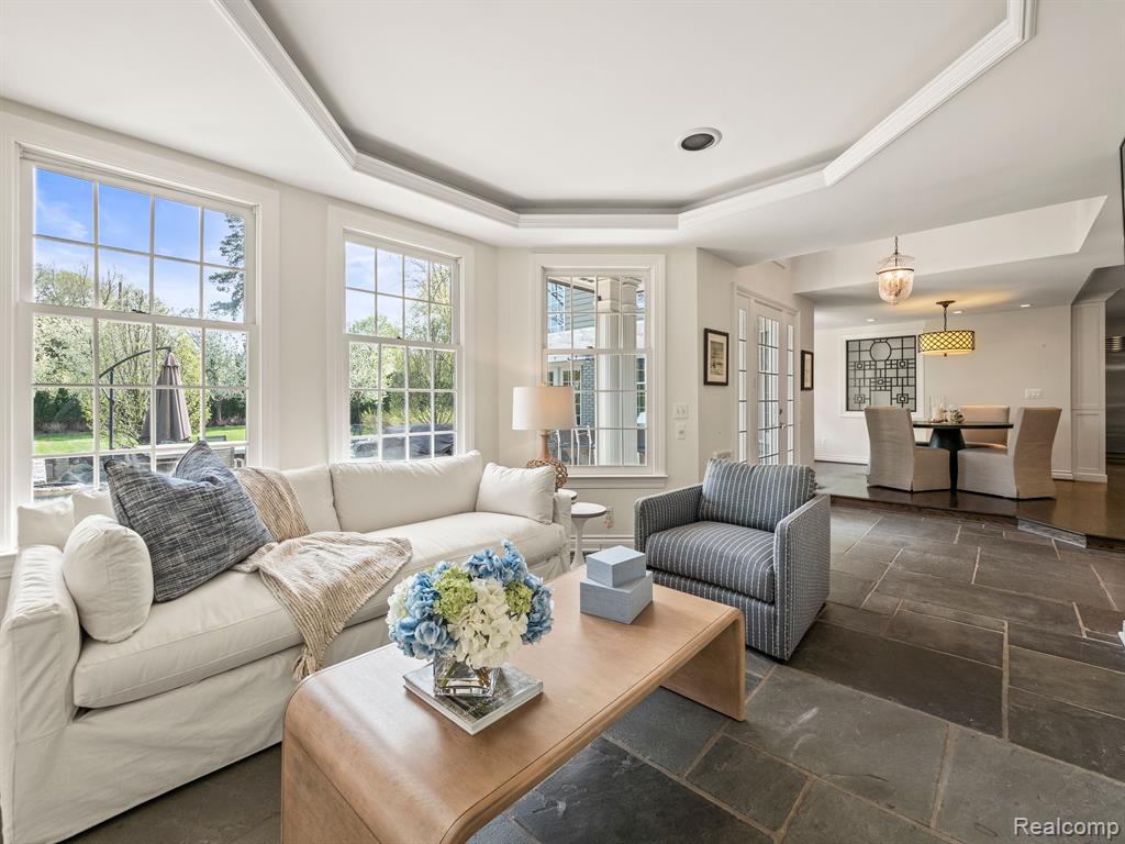 950 Waddington Road Bloomfield Hills, MI 48301 - Photo 12 of 60