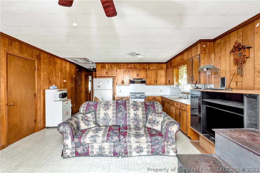 2852 Moss Neck Road Pembroke, NC 28372 - Photo 4 of 20 Gallery Image 4