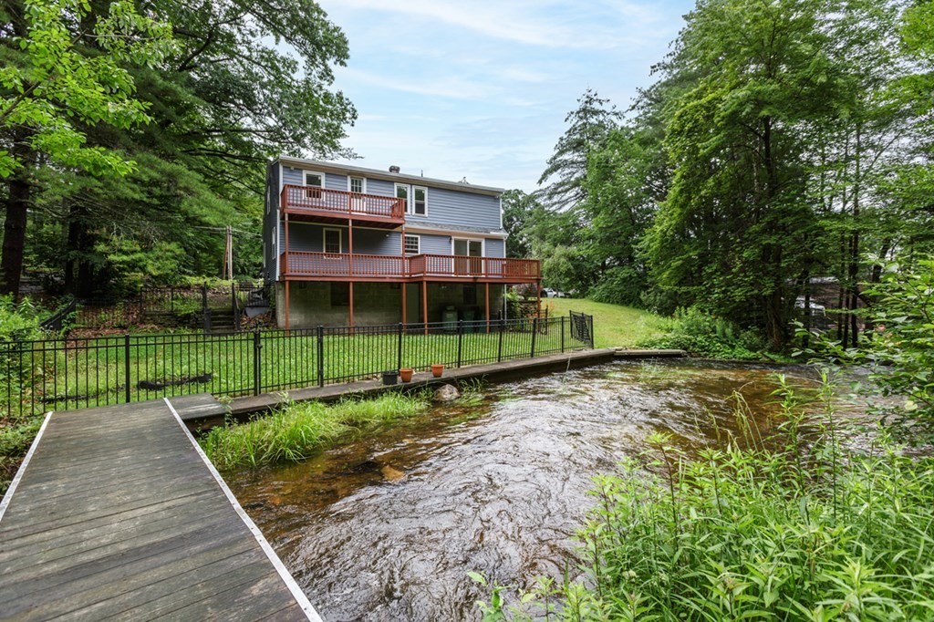 900 Rindge Road Fitchburg, MA 01420 - Photo 4 of 40 Gallery Image 4