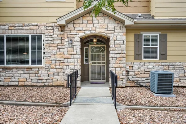 $3,200 | 11207 Osage Circle, Unit A, Northglenn, CO 80234