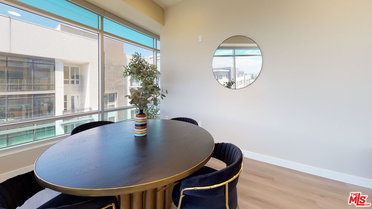 520 North Central Avenue, Unit 1801 Glendale, CA 91203 - Photo 25 of 40