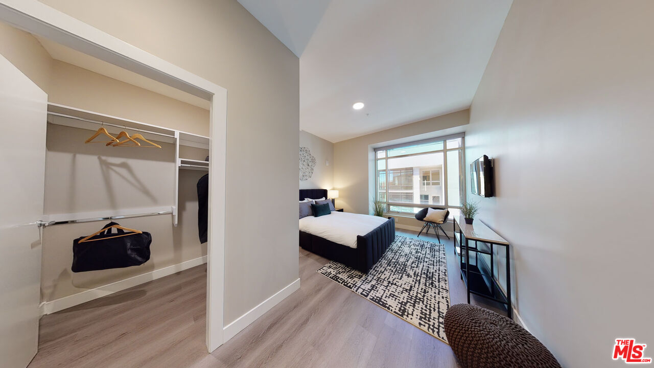 520 North Central Avenue, Unit 1801 Glendale, CA 91203 - Photo 10 of 40