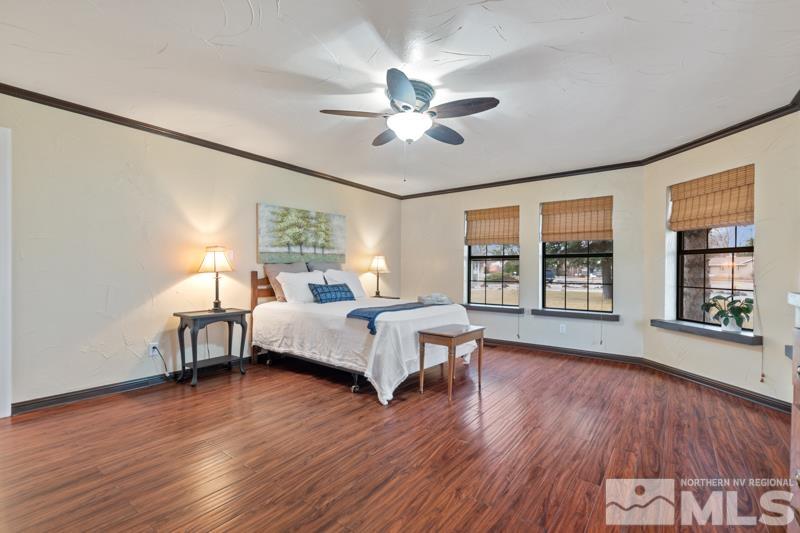 4060 Cimarron Road Fallon, NV 89406 - Photo 13 of 22 a living room with furniture and a wooden floor
