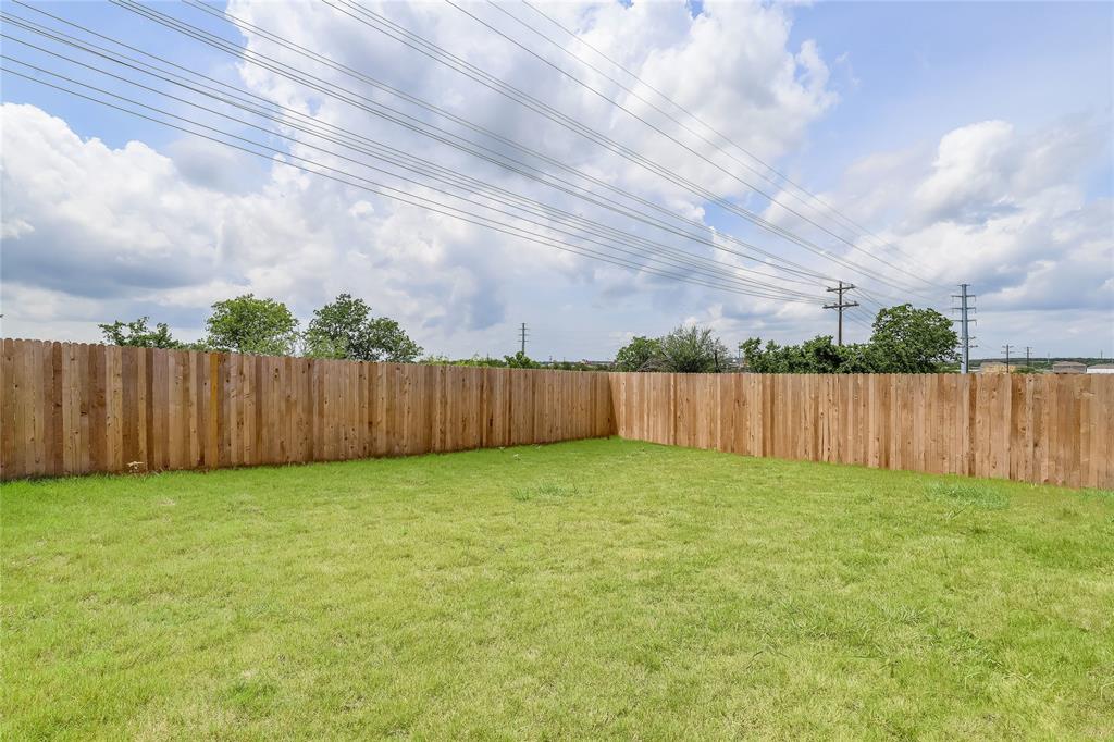 341 Wilshire Road San Marcos, TX 78666 - Photo 8 of 38