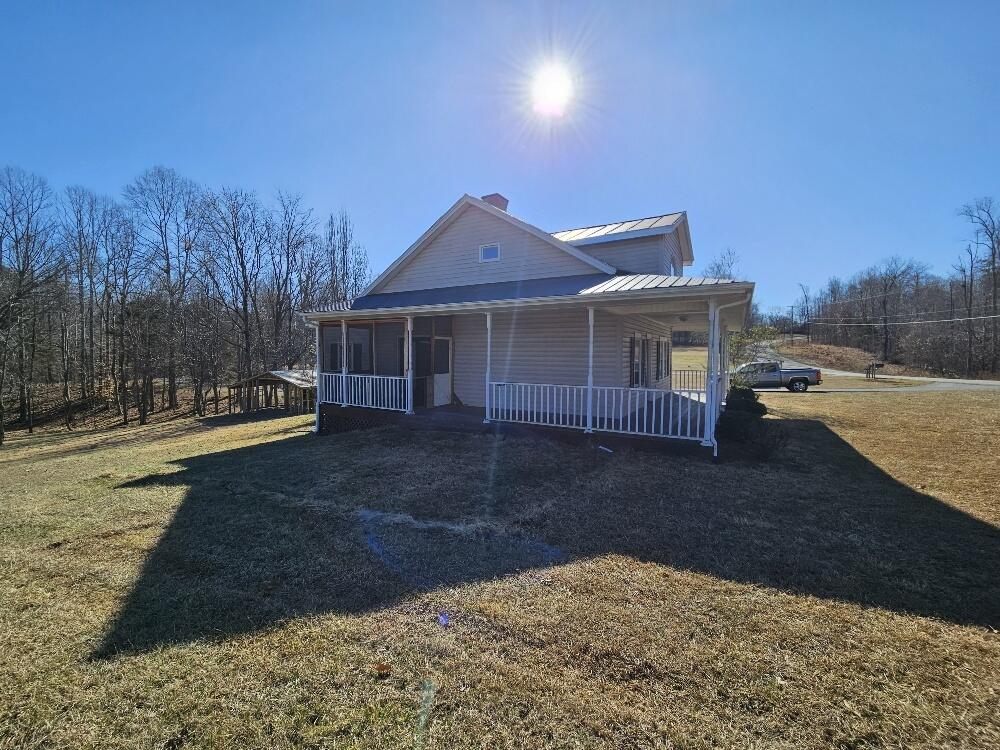 460 Morewood Road Hardy, VA 24101 - Photo 14 of 25 20260120_114419_resized