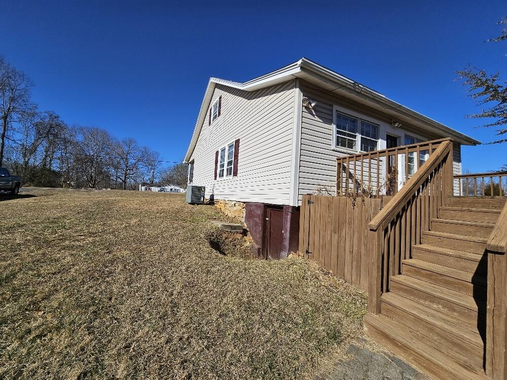 460 Morewood Road Hardy, VA 24101 - Photo 16 of 25 20260120_114458_resized