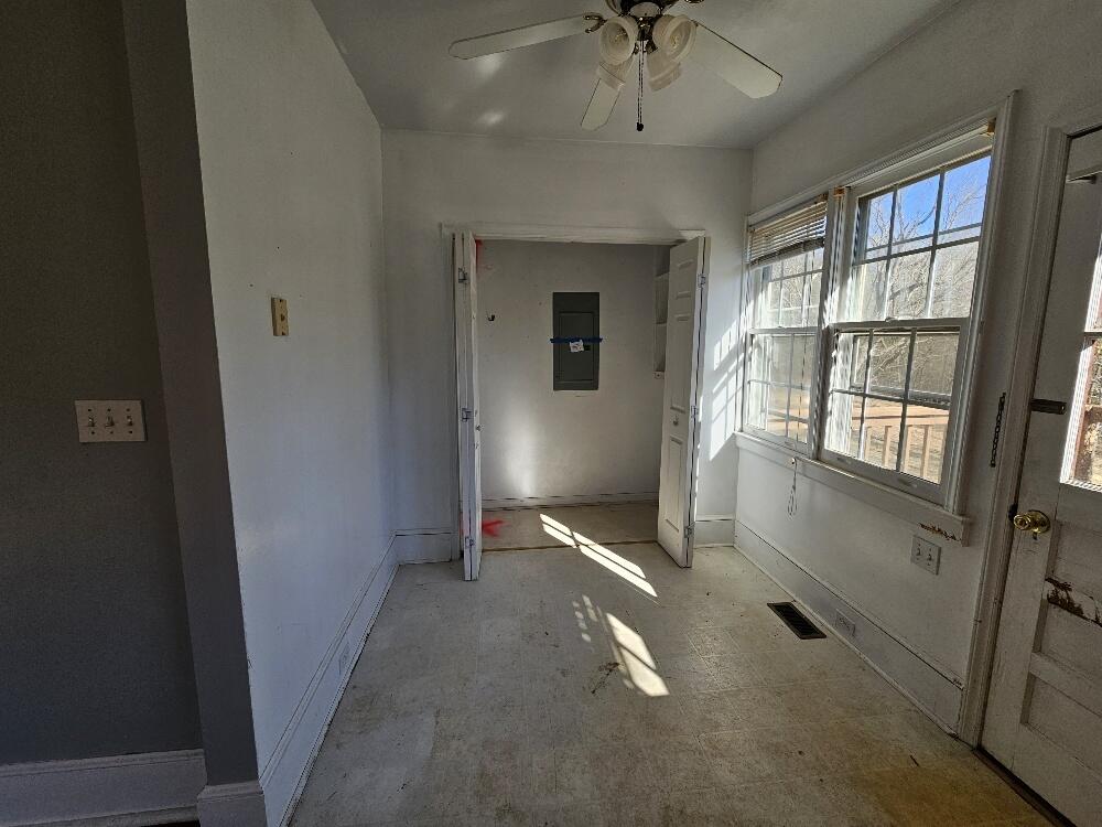 460 Morewood Road Hardy, VA 24101 - Photo 3 of 25 20260120_112916_resized