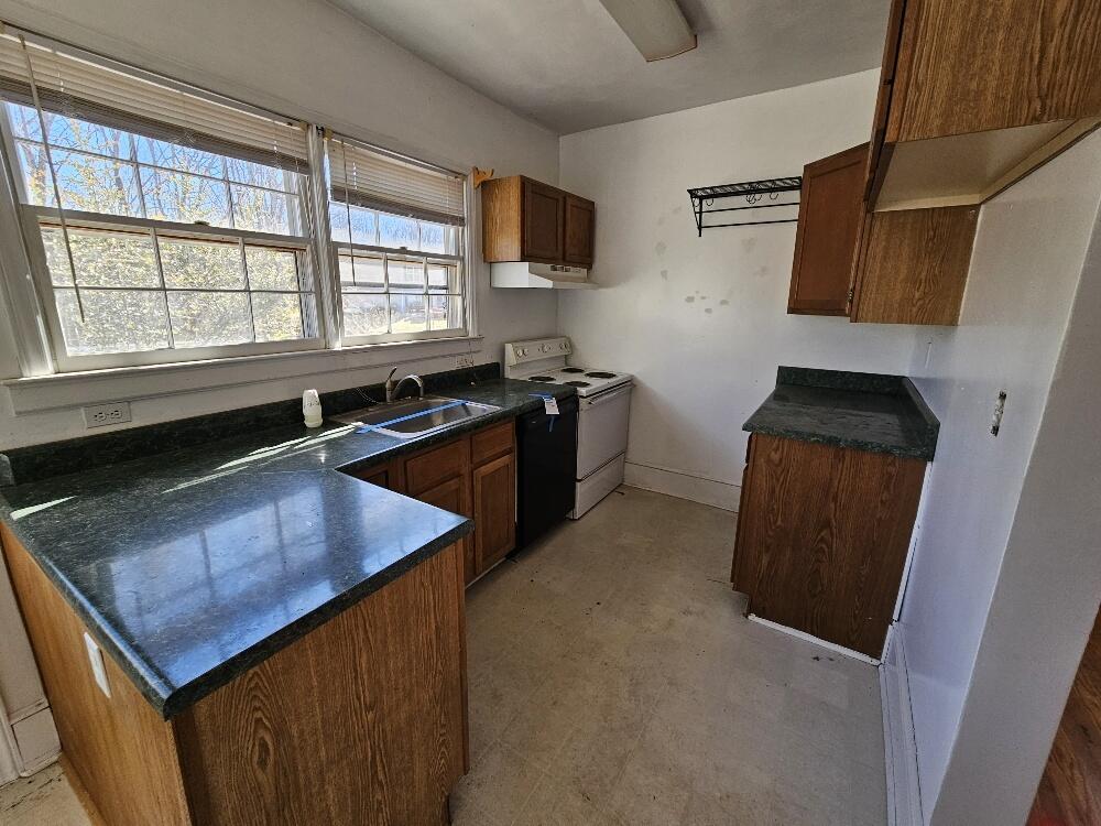 460 Morewood Road Hardy, VA 24101 - Photo 4 of 25 20260120_113717_resized