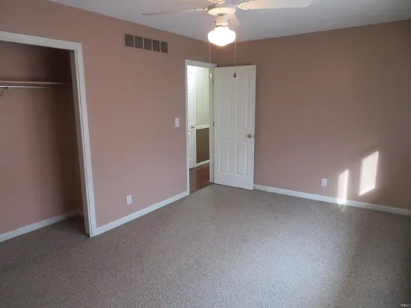 $265,000 | 8400 Kifer Drive, Newburgh, IN 47630
