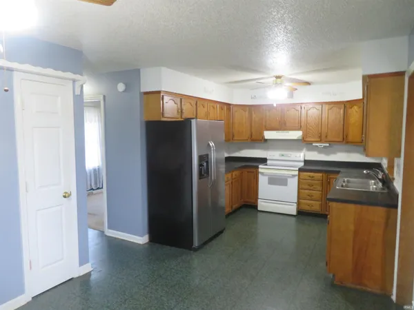 $265,000 | 8400 Kifer Drive, Newburgh, IN 47630