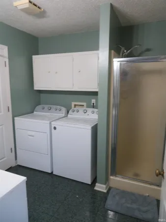 $265,000 | 8400 Kifer Drive, Newburgh, IN 47630