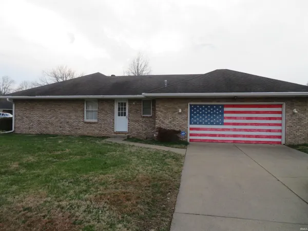 $265,000 | 8400 Kifer Drive, Newburgh, IN 47630