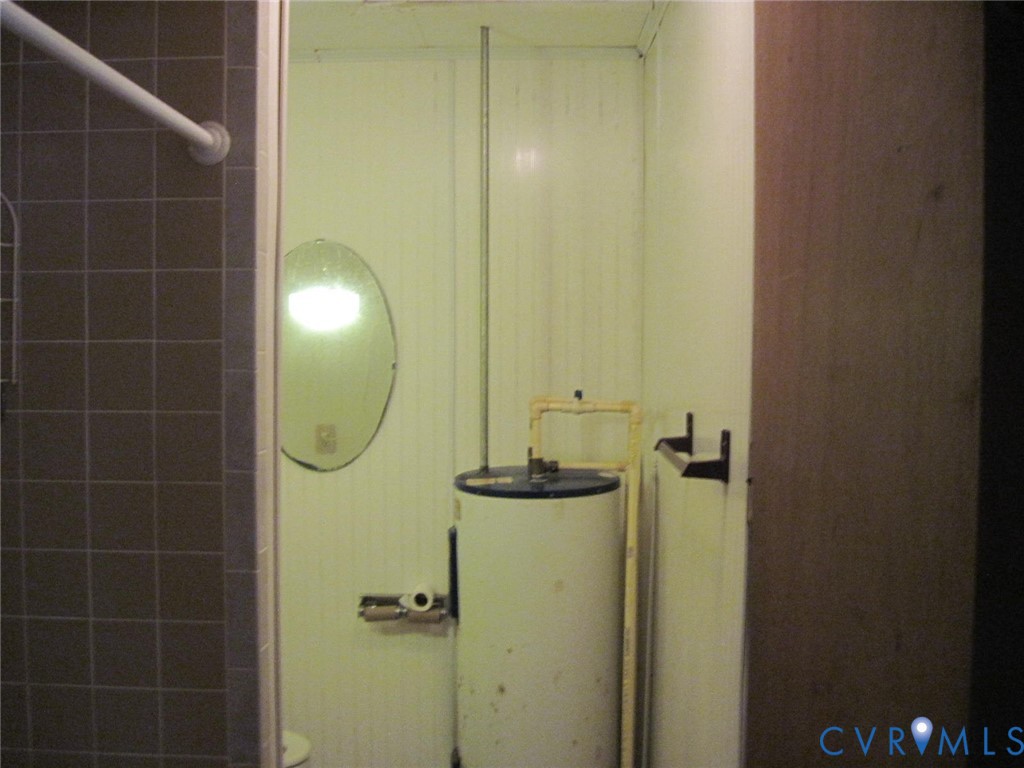 7001 Sturgeon Point Road Providence Forge, VA 23140 - Photo 8 of 15