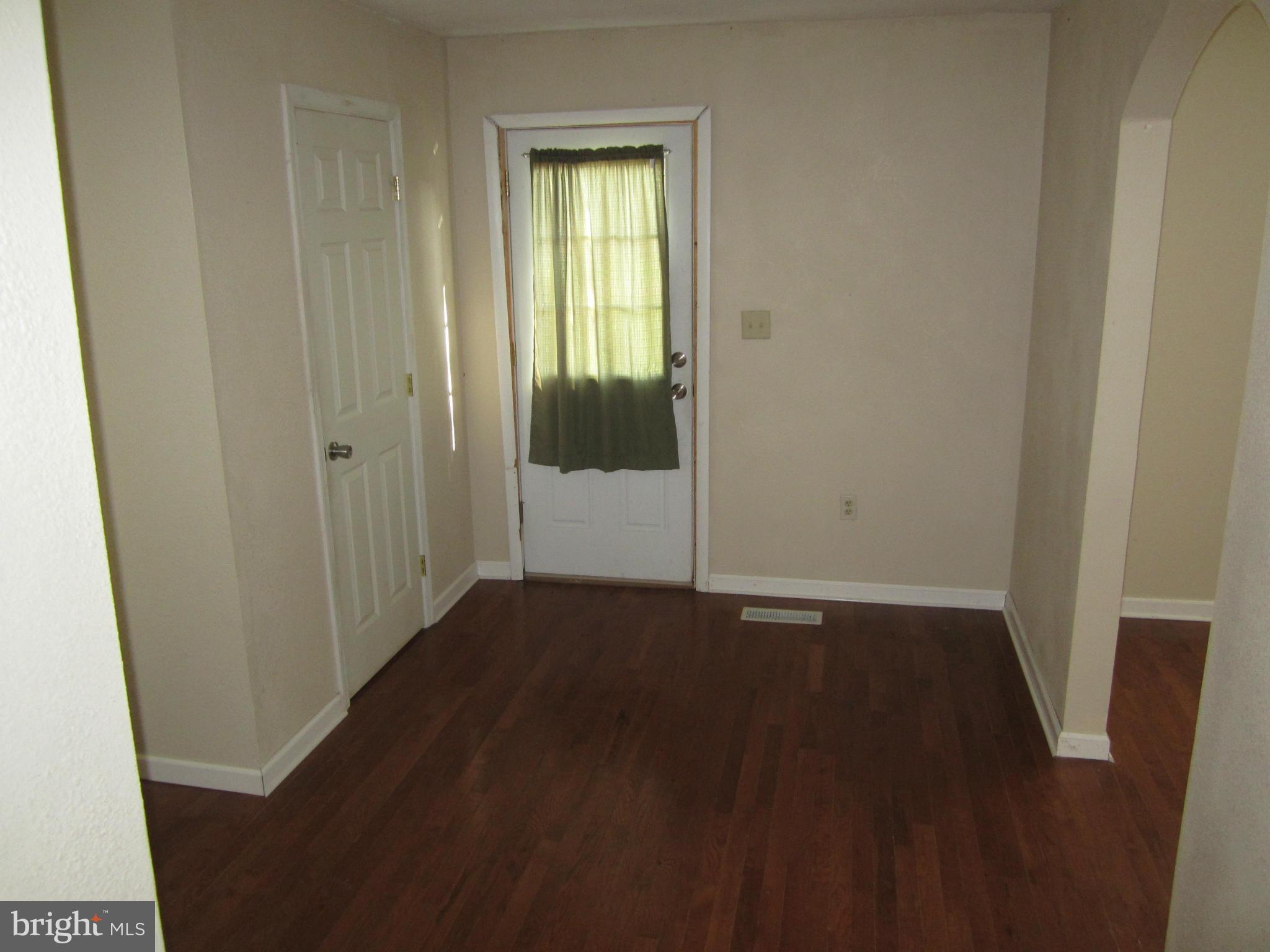 4722 Petersburg Road Hurlock, MD 21643 - Photo 12 of 19 Interior (General)