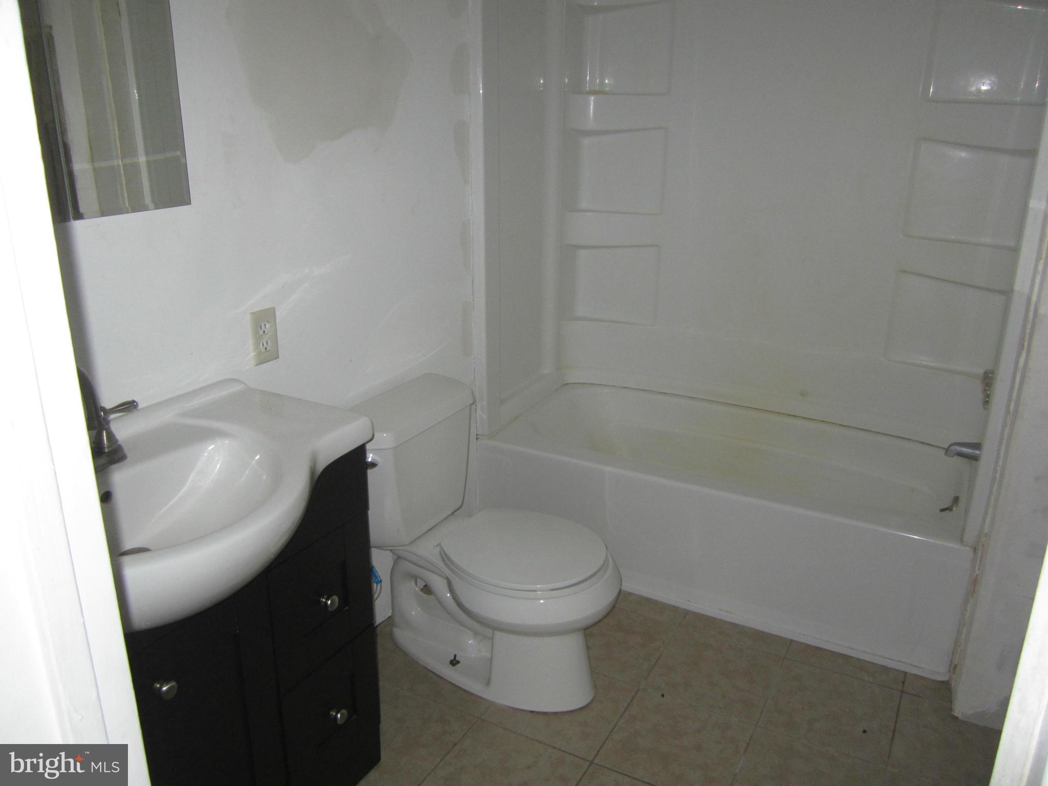 4722 Petersburg Road Hurlock, MD 21643 - Photo 18 of 19 Bath