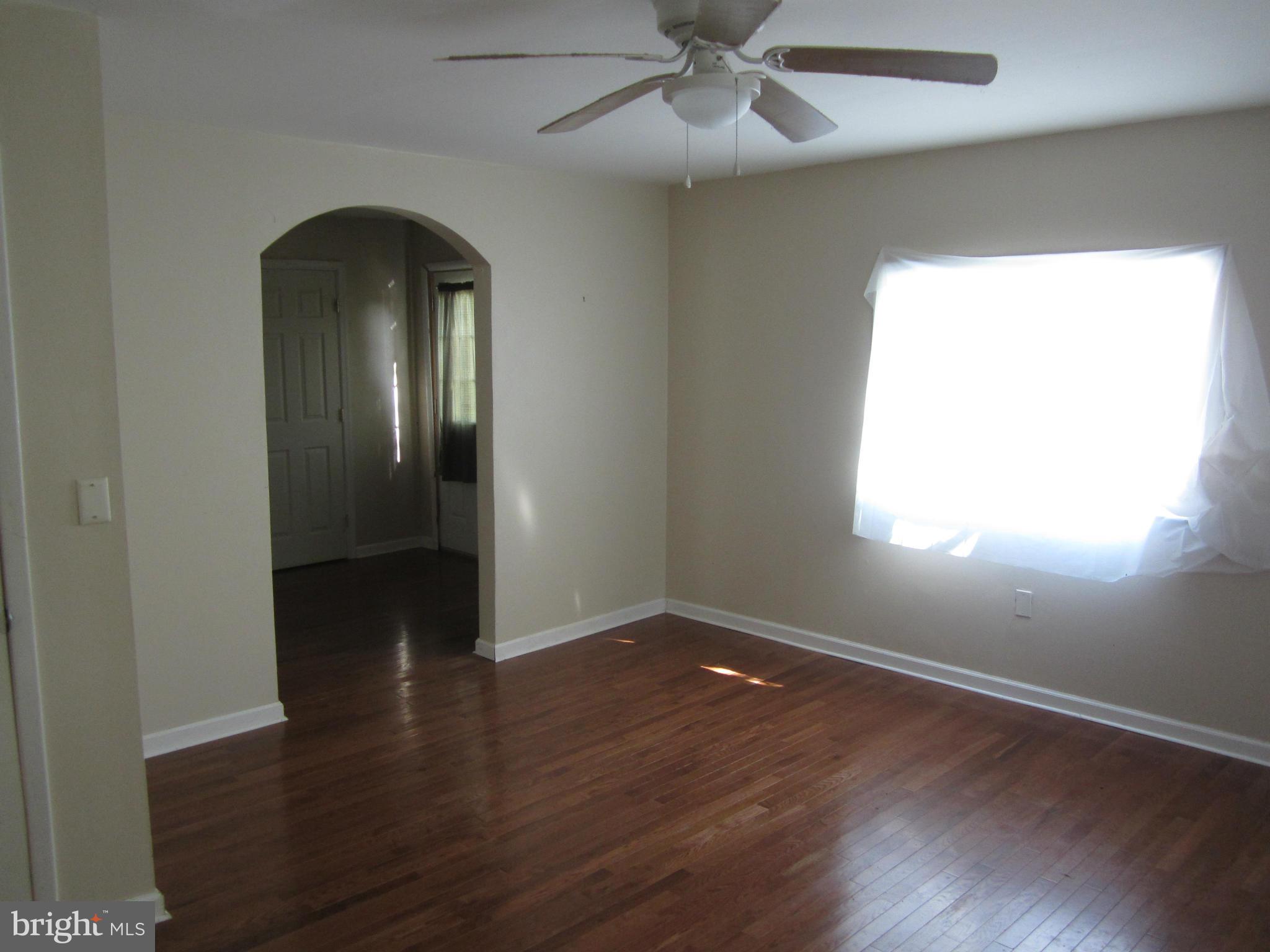 4722 Petersburg Road Hurlock, MD 21643 - Photo 9 of 19 Family Room