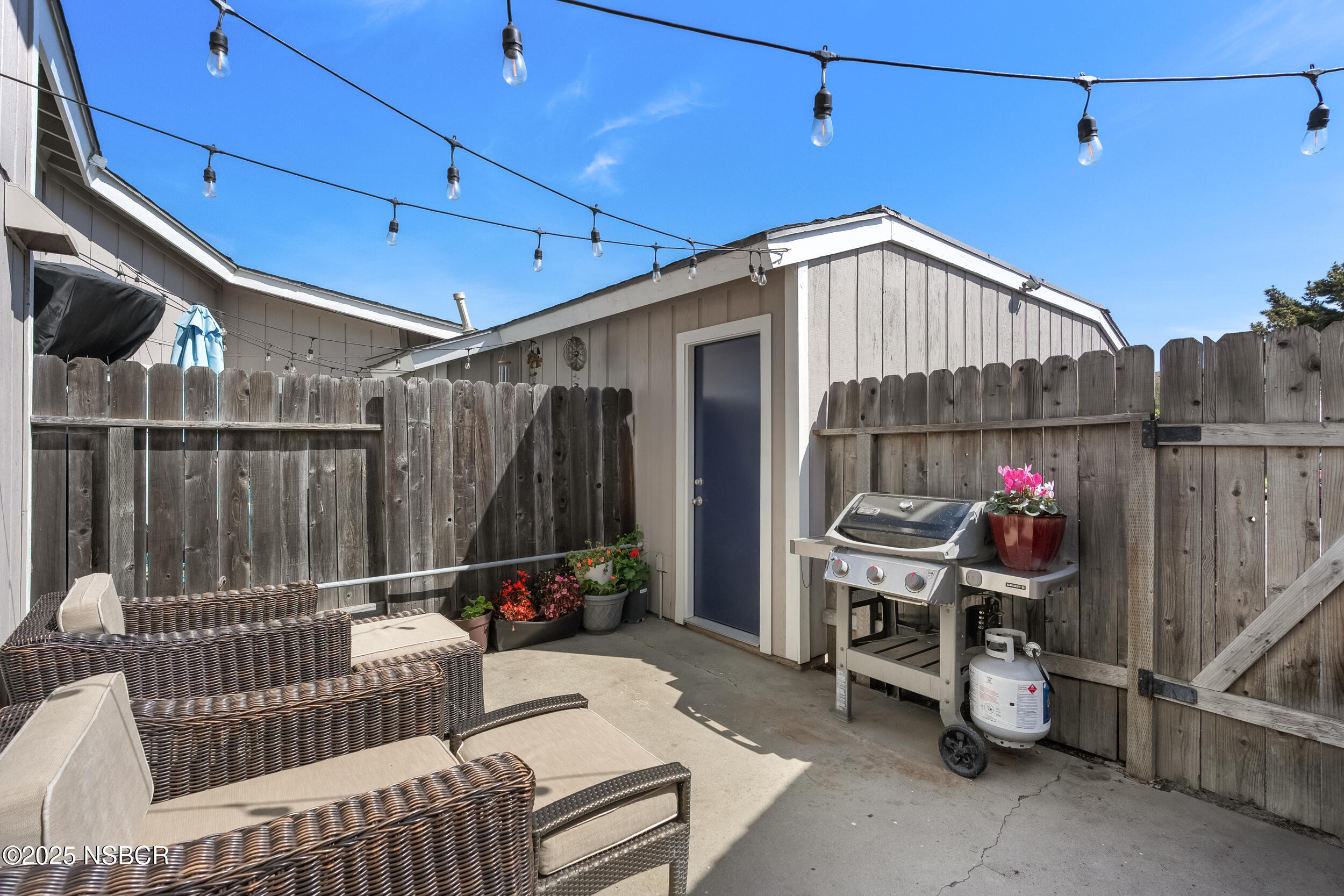 216 North R Street Lompoc, CA 93436 - Photo 32 of 37 Patio