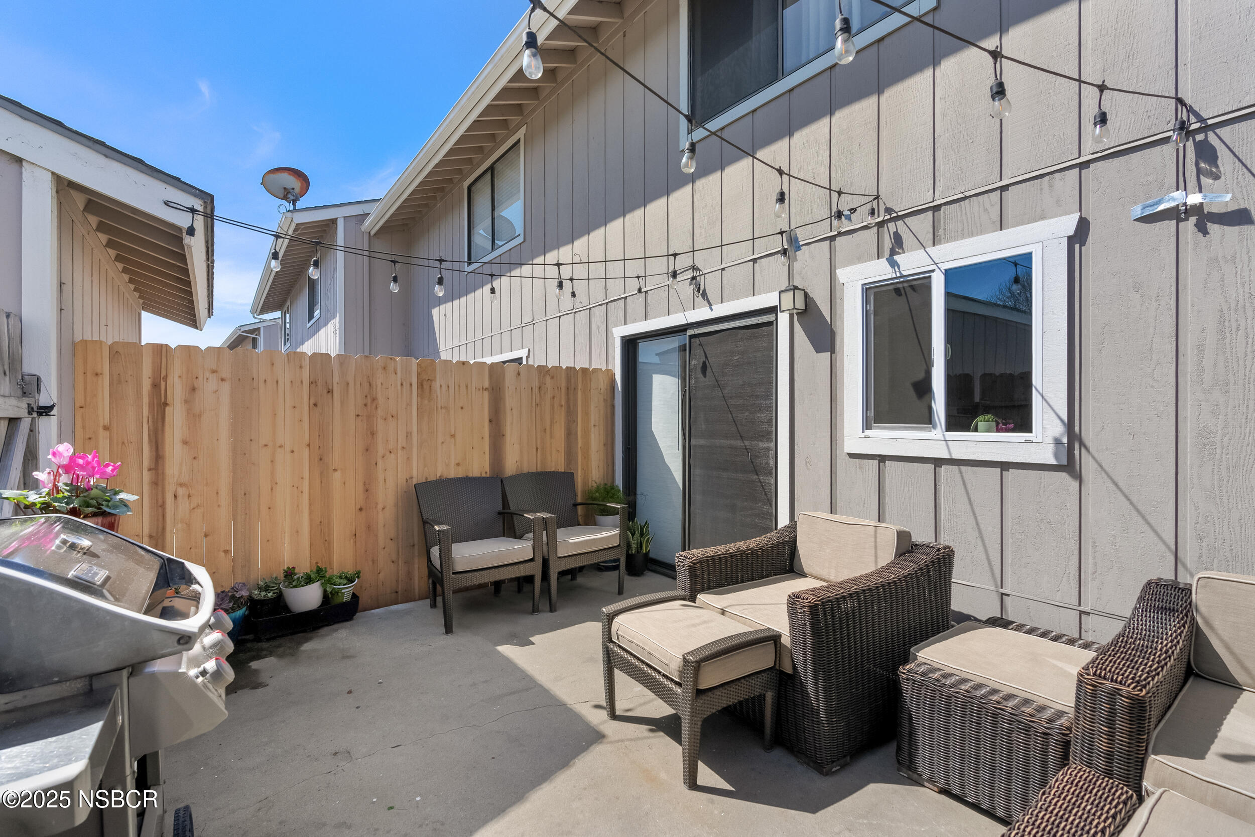 216 North R Street Lompoc, CA 93436 - Photo 33 of 37 Patio